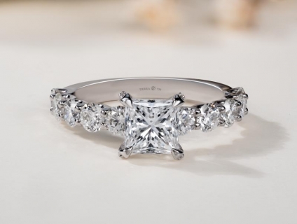 Địa điểm mua nhẫn diamond cho người nước ngoài tại TP. Hồ Chí Minh