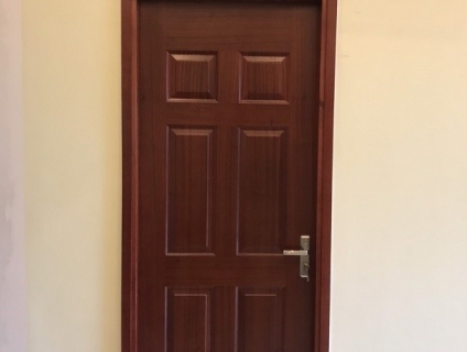 Cửa gỗ công nghiệp HDF phủ Veneer giá tốt nhất 5giay.vn