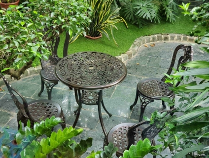 bàn ghế sân vườn nhôm đúc
