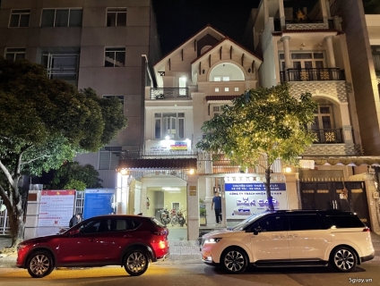 DỊCH VỤ THUÊ XE TỰ LÁI - CÓ TÀI - XE HOA - XE THÁNG