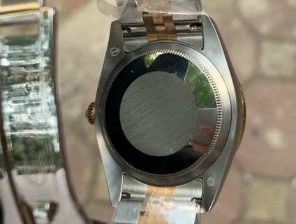 ✔️ RL bọc vàng hoàn thiện bậc nhất. ✔️mặt số sà cừ cọc số kim cương