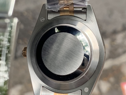 ✔️ RL bọc vàng hoàn thiện bậc nhất.