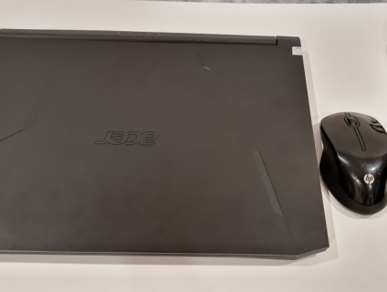 Cần Tiền Bán Laptop Mới Tinh Còn Bảo Hành