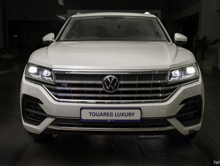 TOUAREG HỔ TRỢ MIỄN PHÍ 50% THUẾ TRƯỚC BẠ