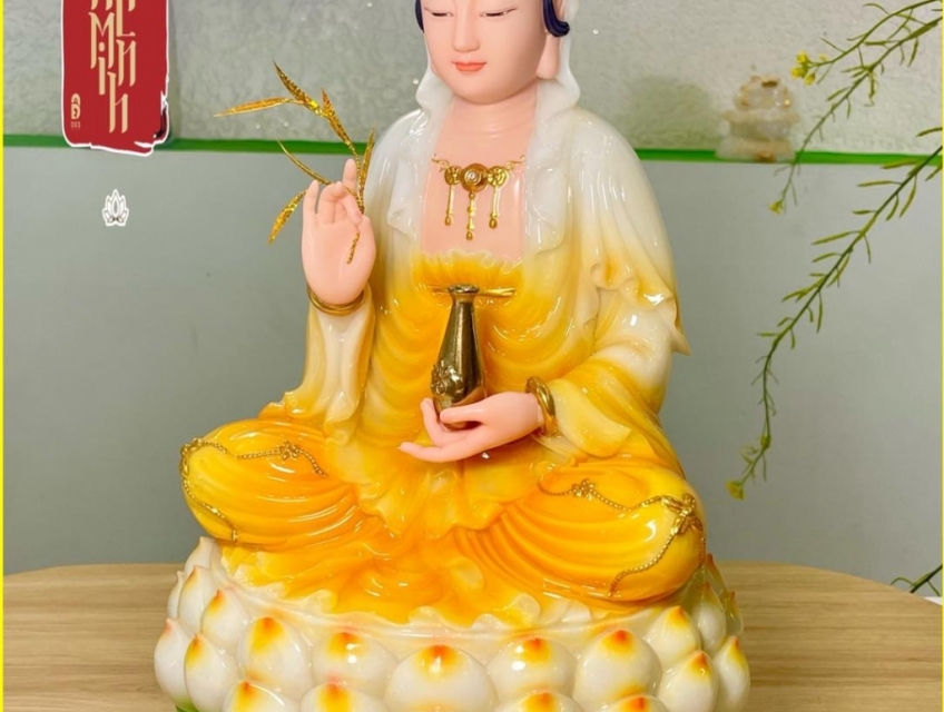Tượng quan âm bồ tát đá 30cm Trắng - Vàng