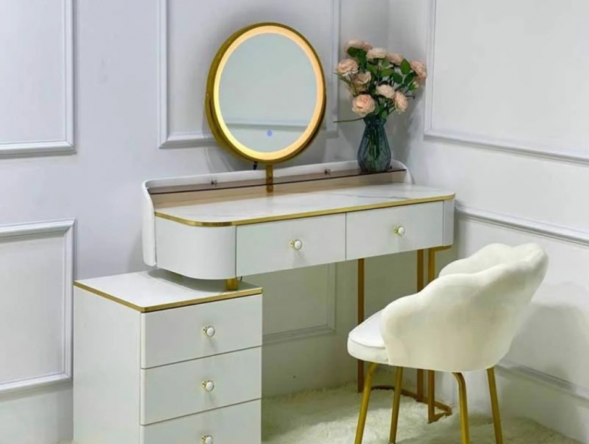 Bàn trang điểm TIDO - BP27