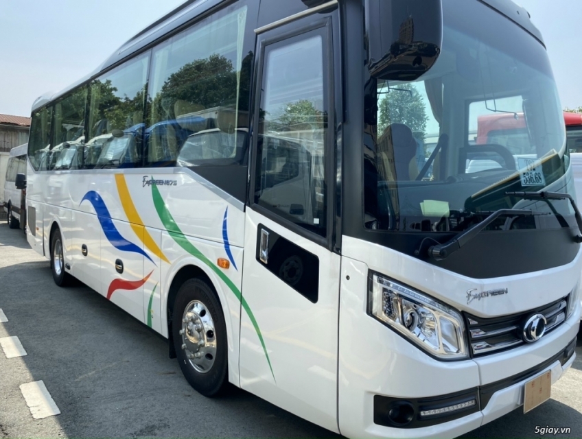 Thaco TB87S 29 Ghế Luxury