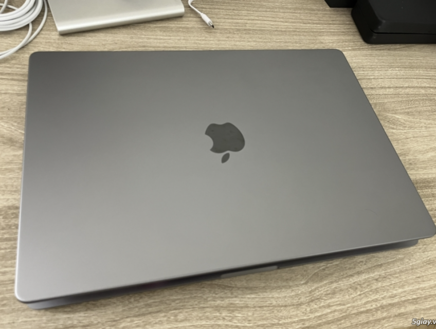 Cần bán Macbook Pro M1 16inch 32GB RAM 512GB SSD