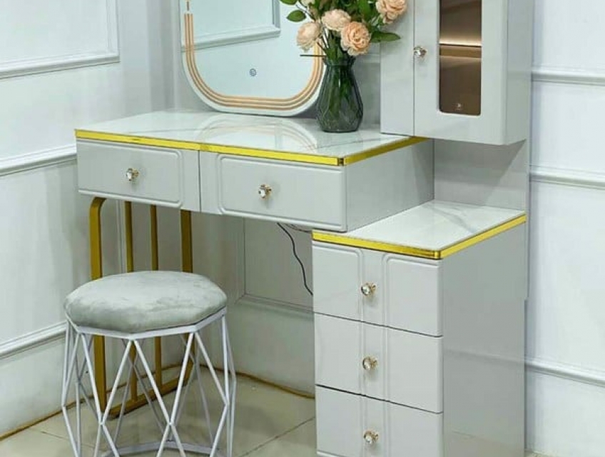 Bàn trang điểm TIDO-BP52 gương cảm ứng hiện đại