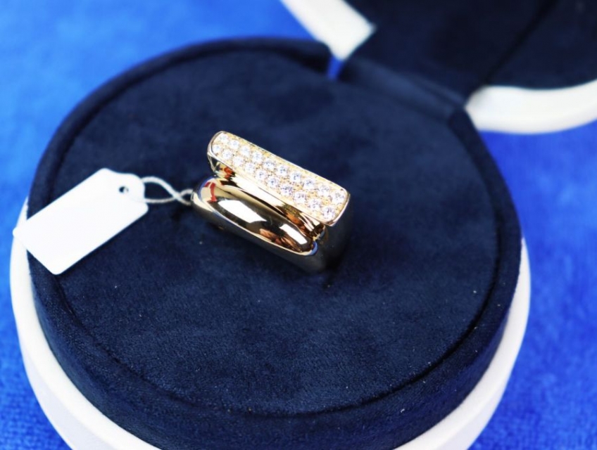 11279 ~ Nhẫn Nam FRED Vàng 18K , Đính Kim Cương Size 18mm , Fullbox