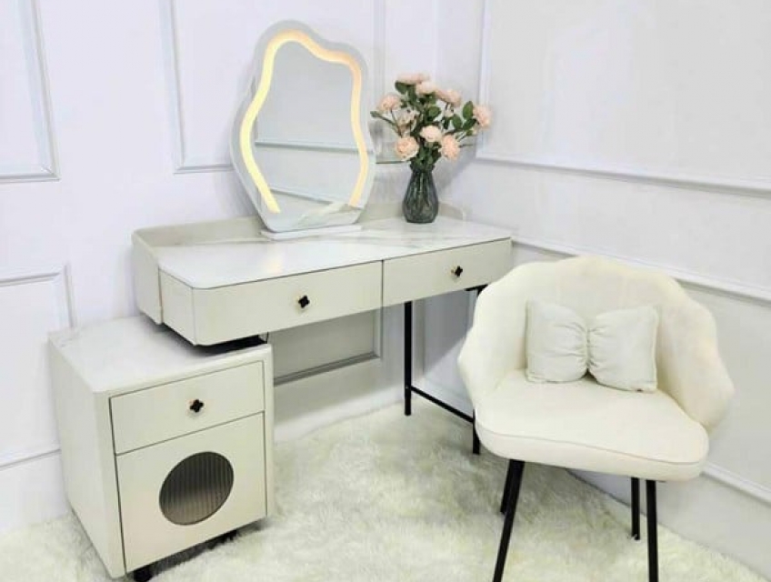 Bàn trang điểm TIDO-BP56 hàng chính hãng, giá cực sốc!