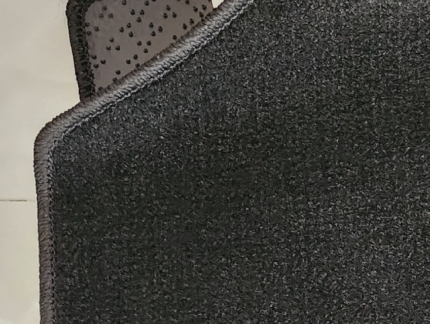 Cần pass thảm lót sàn zin theo xe Toyota veloz