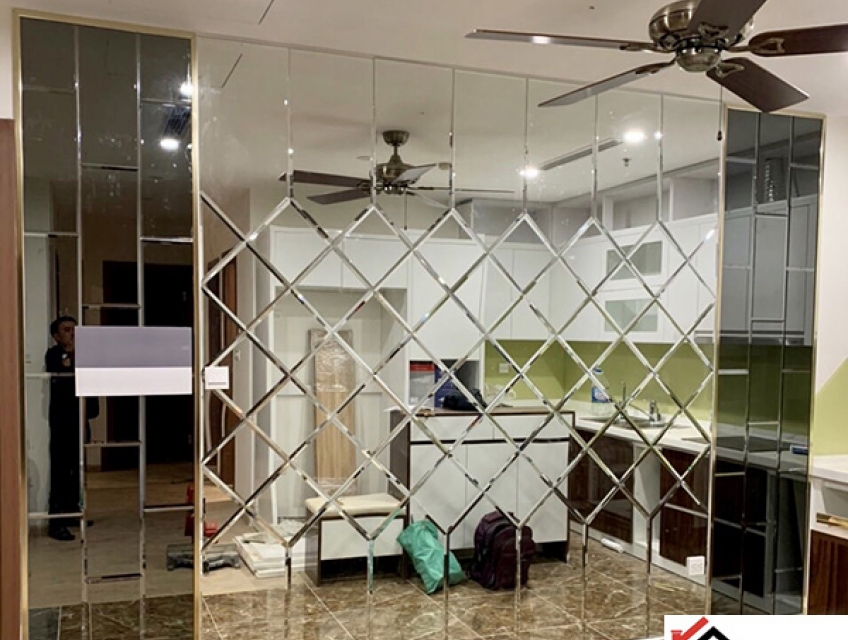 Các dịch vụ sau bán hàng cho gương dán tường tại Hà Nội.