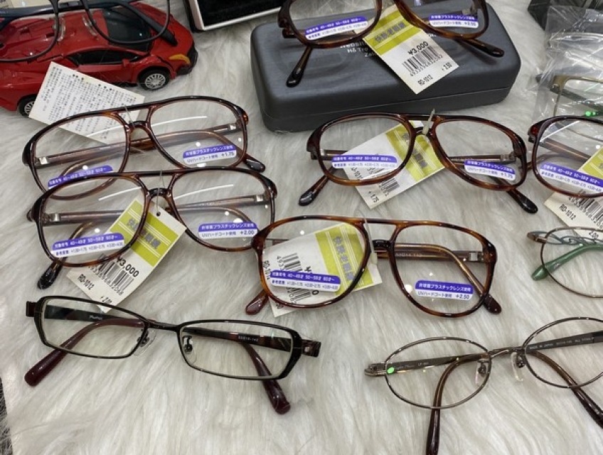 Shop phụ kiện chuyên kính lão Nhật bãi cực xịn giá chỉ từ 250k giao