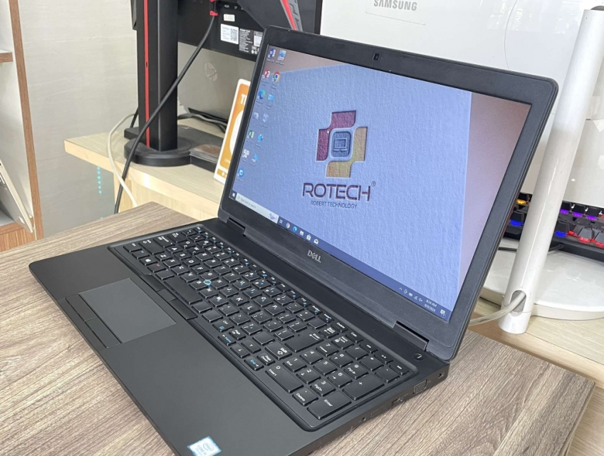 Dell Latitude 5590 i5-7300U 8GB 256GB 15.6inch