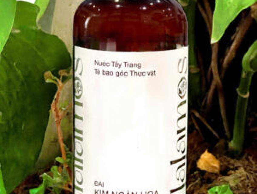 Nước Tẩy Trang Đài Kim Ngân Hoa Lalamos