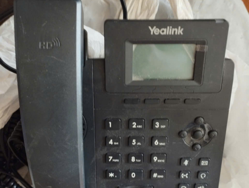 Cần bán điện thoại bàn IP Yealink T30