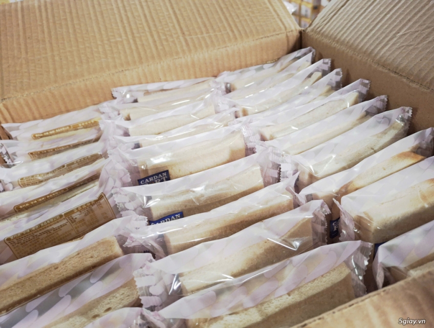 Bánh mì sandwish nướng vị khoai môn