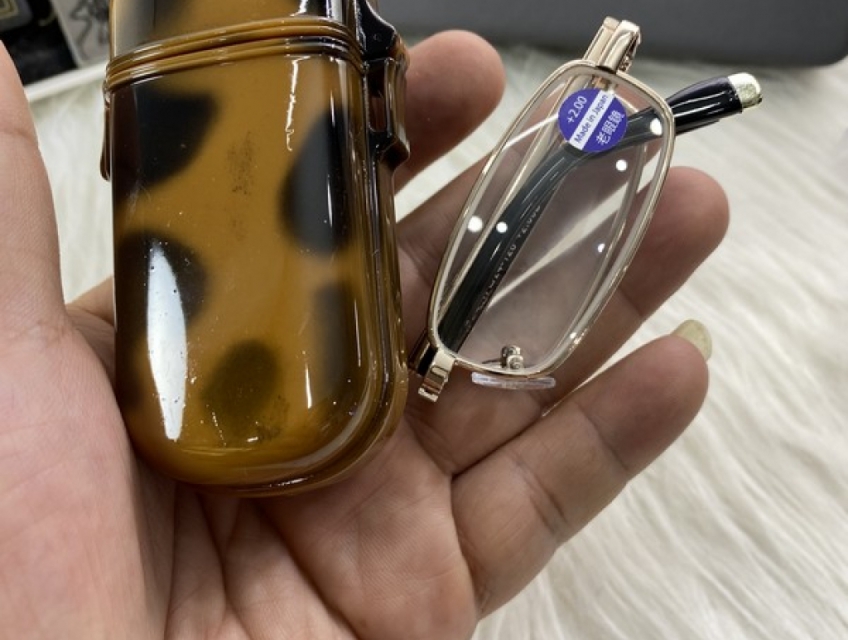 Kính lão gấp mắt thuỷ tinh nhật bản nhỏ gọn giá rẻ miễn phí ship