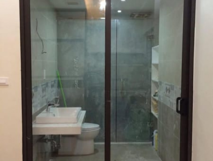 Thi công và lắp đặt cửa lùa nhôm Xingfa 1 cánh: Những điều cần lưu ý