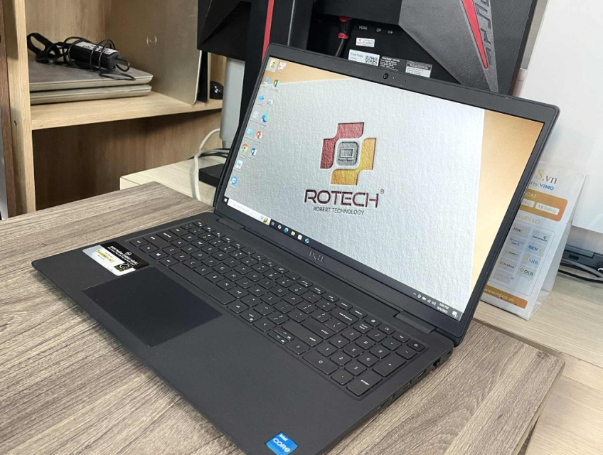 Dell Latitude 3520 i3-1115G4 8GB 256GB Pin 3-4H