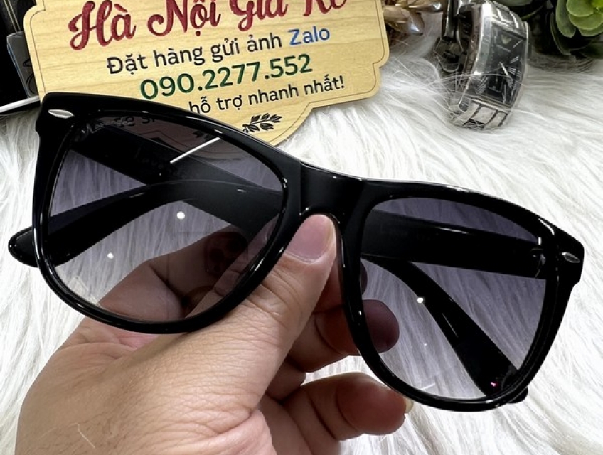 Mẫu kính mát chính hãng hàng công ty giá chỉ 795k quà tặng ý nghĩa