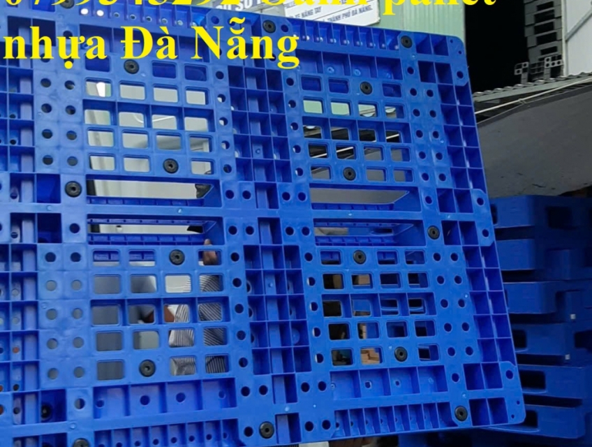 Pallet Nhựa Mới 1200x1000 – Sale Sập Giá Đà Nẵng – LH 0799 345 292