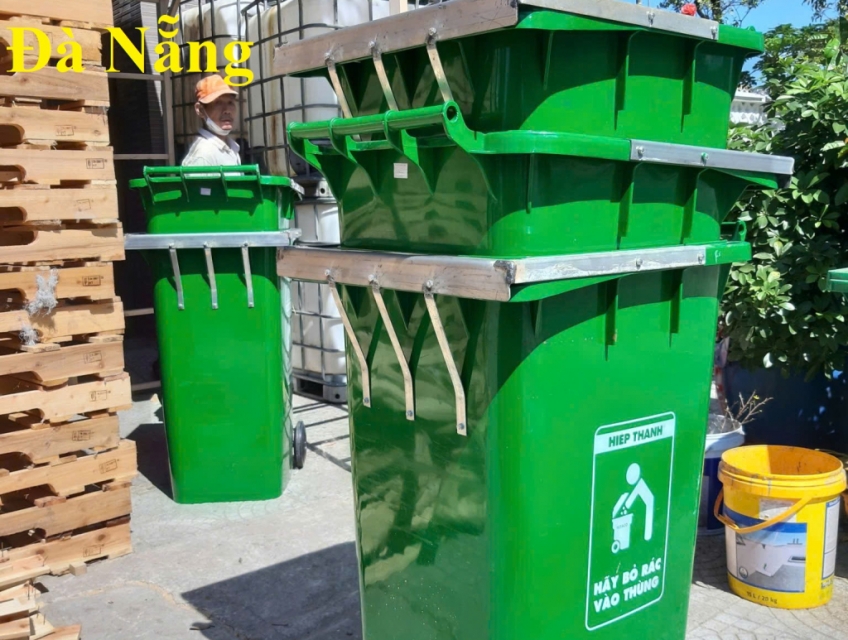 Thùng Rác Công Nghiệp Nhựa HDPE  60L/120L/240L/660L Đà Nẵng 0799345292