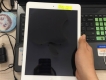 Chuyển nhượng em Ipad Air 1 16gb màu bạc