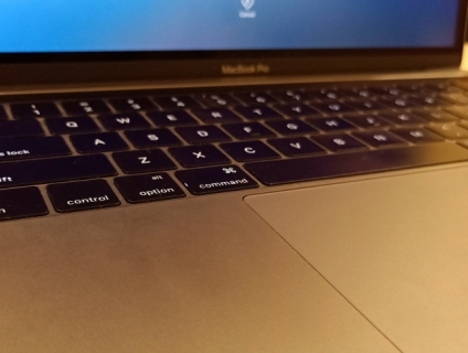 Bán MNQF2 - Macbook Pro Retina 2016 13inch 512GB Touch Bar xám