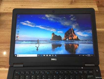 Dell latitude E7250 I5 8G 256G 12"5 xách tay USA