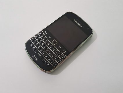 Blackberry 9900