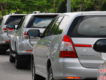 Cho thuê ô tô du l;ịch trọn gói giá rẻ nhất Đà Nẵng