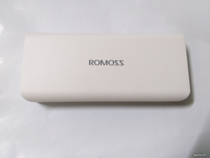 Cần bán: Cục xạc dự phòng ROMOSS 10400mAb