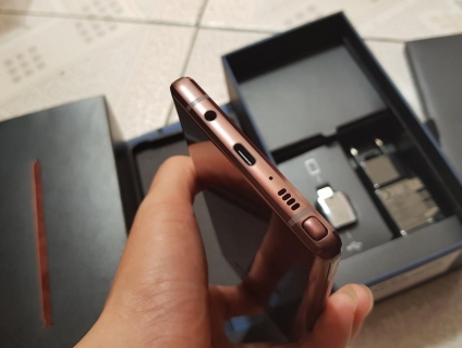 Siêu phẩm Note 9 128Gb chính hãng, có bảo hiểm rơi vỡ