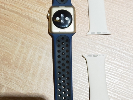 Bán em apple watch Gen 1 vàng 98%