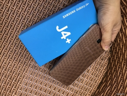 Samsung J4 plus màu gold phú nhuận