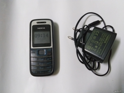 Cần bán: Nokia 1208 cổ trùng imei kèm xạc