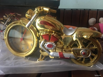 MS31 - ĐỒNG HỒ ĐỂ BÀN MÔ HÌNH MÔ TÔ Đấu giá kết thúc hôm nay 23h00p ngày 01/10/2019