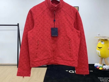 áo denim Loui Vuiton