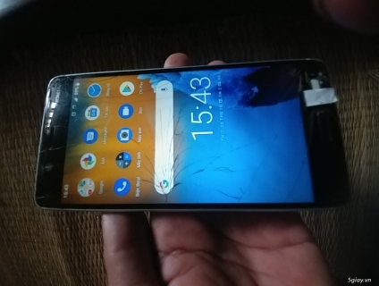 Nokia 5 nứt kính