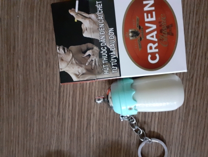 Quẹt móc khóa hình bình sữa end 22h59 ngày 13/10/2019