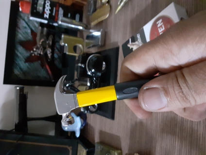 Quẹt móc khóa hình cây búa end  22h59p 13/10/2019