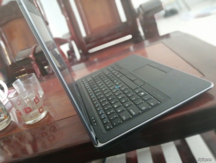 Dell latitude E7440 i5 4300u ram 8g ssd 128g