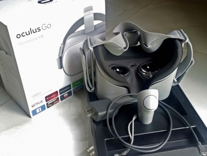 Kính thực tế ảo Oculus Go