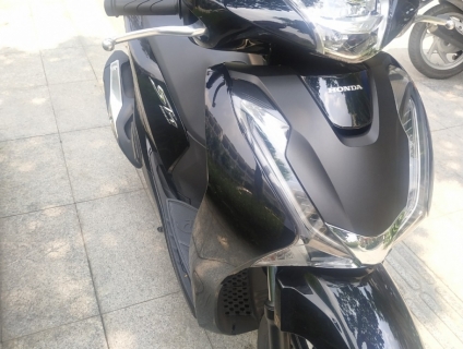 Cần bán : SH 150 ABS T8/2019 odo 500km - đen bóng sporty