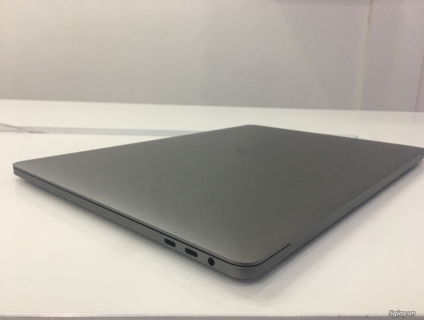 Cần bán : MacBook Pro 15inch 2019 (MV912) i9 - R16 - 512GB - Mới 100%