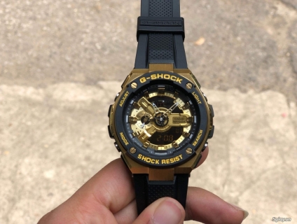 G Shock GST-400, màu cực kì sang, ai cần alo e ạ