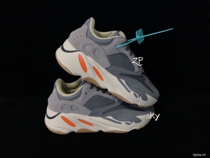 Yeezy 700
