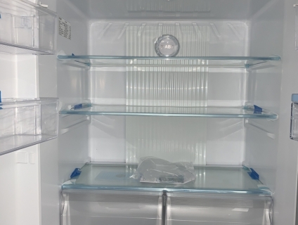 Tủ lạnh Aqua Inverter 456 lít AQR-IGW525EM GB 17.800.000 đ